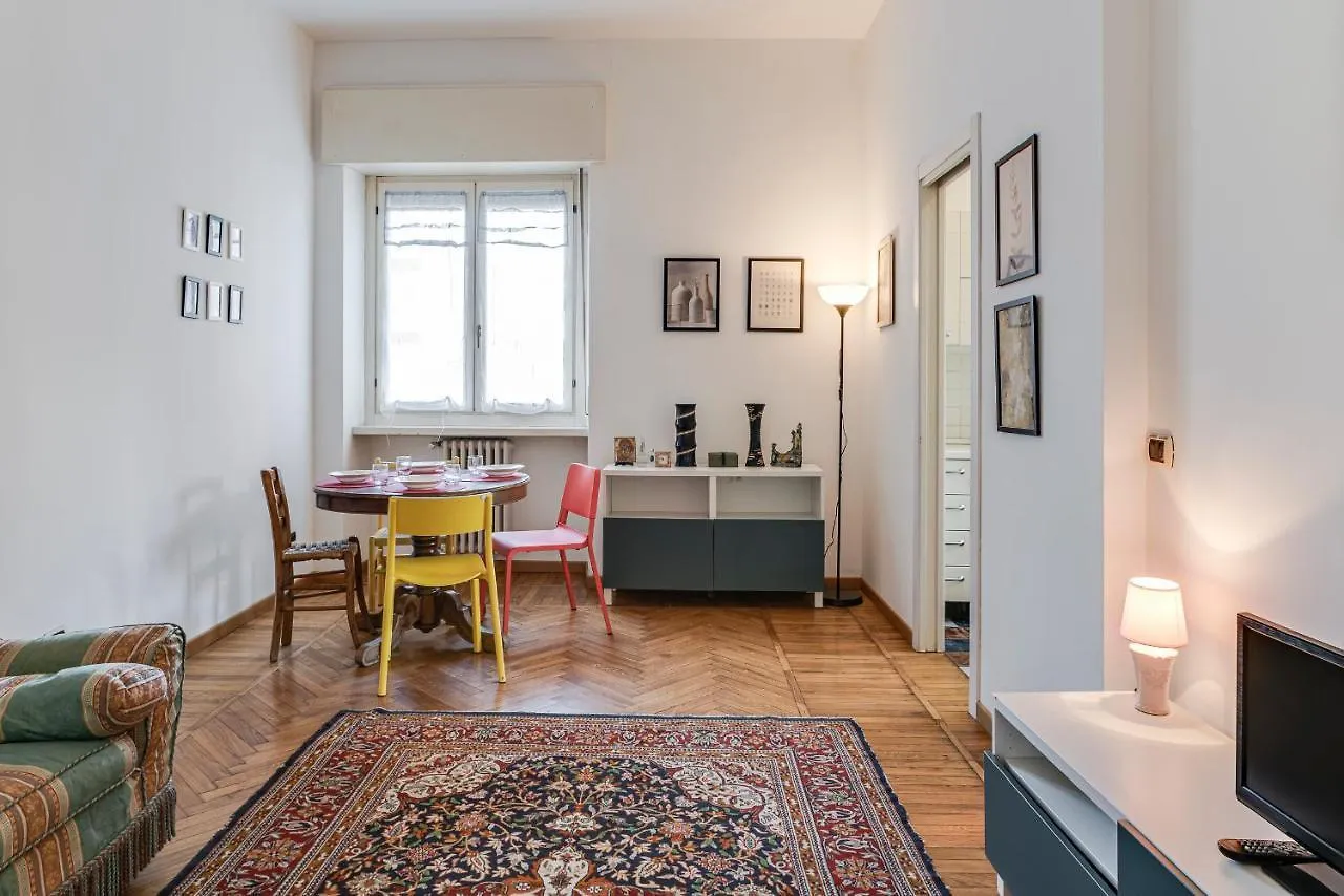 City Center Suite Milan Apartment